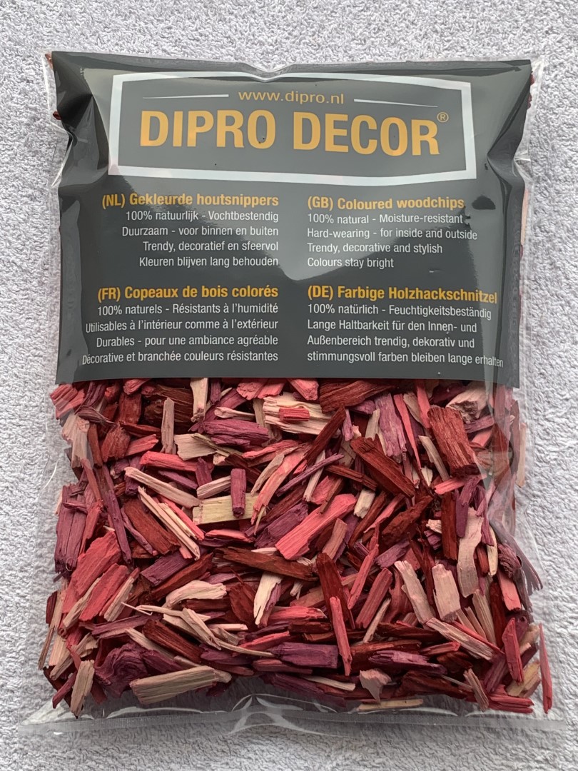 https://www.warentuin.nl/media/catalog/product/1/7/1778716288003146_dipro_decor_houtsnippers_houtsnippers_1_l_roze_rood_dipro_deco_4bfd.JPG