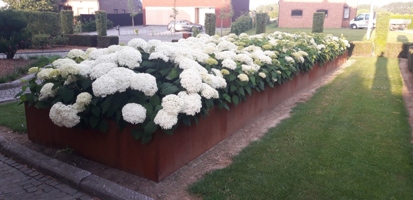 https://www.warentuin.nl/media/catalog/product/D/R/DROP5404033109344_01_geroba_keerwand_fronta_keerwanden_cortenstaal_hoekstuk_l10_7d14.jpg