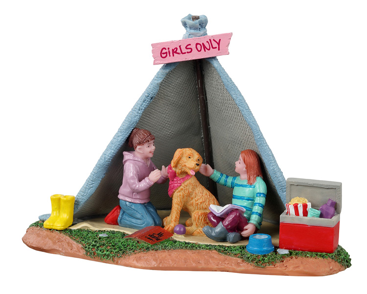 Girls backyard camping - LEMAX