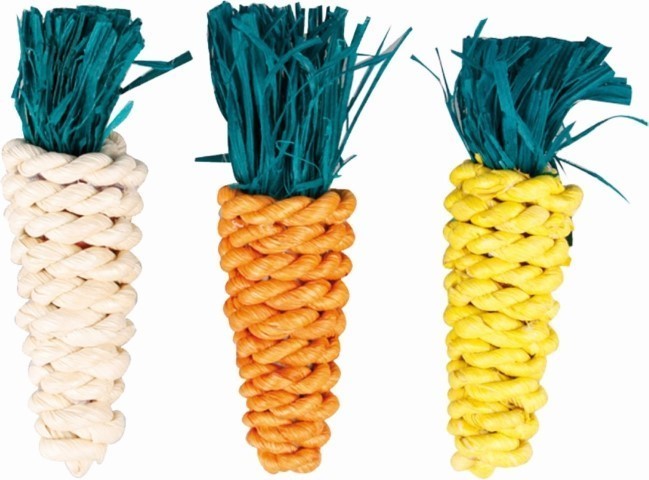 Knaagdierspeelgoed karota 3 wortels 3,5x9x3,5 cm Flamingo Knaagdierspeelgoed karota 3 wortels 3,5x9x3,5 cm Flamingo