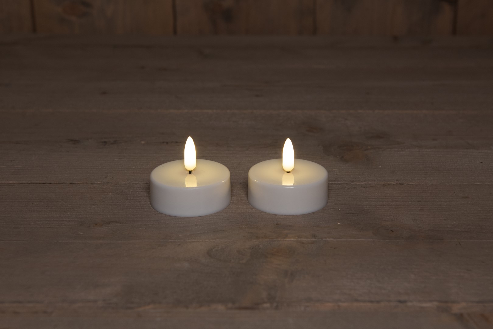 B.O.T. 2 Pcs Jumbo Led Tealight 3D Wick 6X4.5 cm On6-18H - Anna's Collection